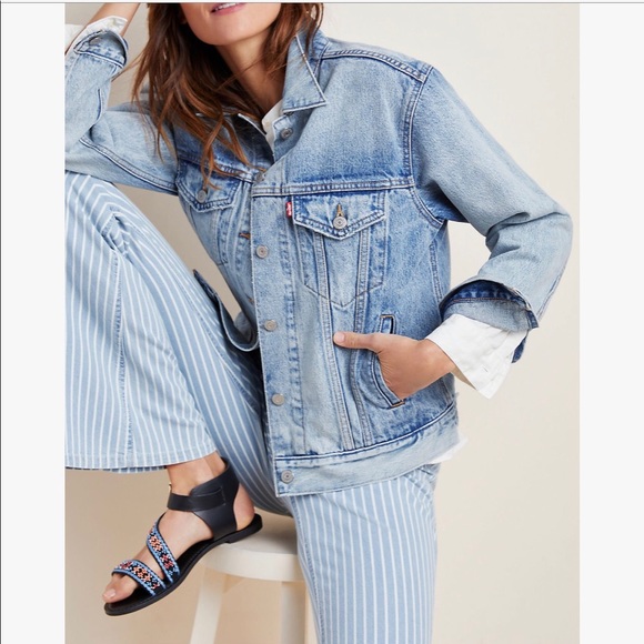 Levi's Jackets & Blazers - Levis ex boyfriend trucker denim jacket
